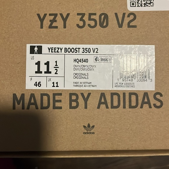 Brand New with Box Yeezy Boost 350 V2 - Picture 6 of 6